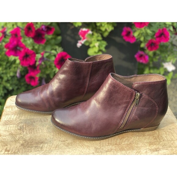 DANSKO Leyla Burgundy Leather Wedge Bootie Womans Size 41 (11-11.5) - Picture 1 of 5